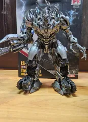 メガトロン似　トランスフォーマー　非正規　LS-06 Black Mamba メガトロン似 トランスフォーマー 非正規 LS-06 Black Mamba