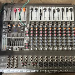 ジャンク品】BEHRINGERベリンガーEUROPOWERPMP3000ミキサー