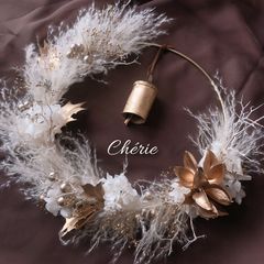 118♡ 2022クリスマス　ハーフムーンリース　ゴールドフープ
