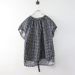 2025年最新】MaxMAra ブラウスの人気アイテム - メルカリ