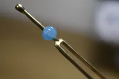 KZ4-18 千草色 簪 一点物 小玉 七宝るり玉 とんぼ玉 七宝瑠璃玉 昭和風 二本軸 定番タイプ かんざし