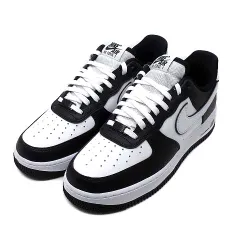 未使用品 ナイキ NIKE エアフォース AIR FORCE 1 07 LV8 スニーカー DX3115-100 ホワイト ブラック 26.5cm