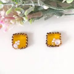 no.126　レジン　スクエア　チェーン　黄色　パール　ピアス　イヤリング　ハンドメイド