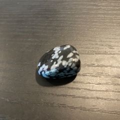 【安価】スノーフレークオブシディアン 原石 Mサイズ
