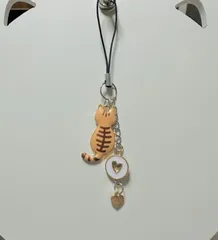 トラネコ ケータイストラップ ♡ハート（白、黒）