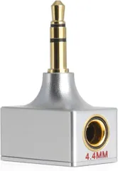 okcsc AD4T 変換プラグ イヤホン・ヘッドホン用 3.5mm オス to 4.4mm メス MP3プレーヤー、スマホ、DAC/ヘッドホンアンプに適合する( 3.5mm（オス）- 4.4mm（メス）)
