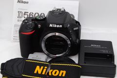 1325ショット！新品級 ★ Nikon D5600 ボディー ブラック デジタル一眼レフカメラ