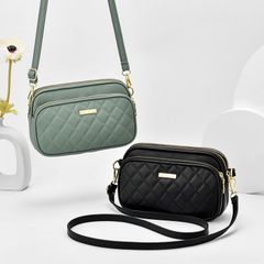 ショルダーバッグ 小さめ 肩掛けバッグ レディース コンパクトバッグ ポシェット 合成皮革 バッグ 斜めがけ キルティングバッグ 3ポケット 軽量 大人 マザーズバッグ 通勤 可愛い カジュアル レディースバッグ