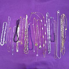 ☆美品☆ネックレス２０点☆まとめ売り☆年末大特価☆②