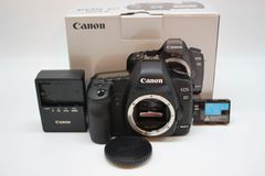 ショット数302回 ■ほぼ新品■ CANON EOS 5D MarkII ボディ ＊23901