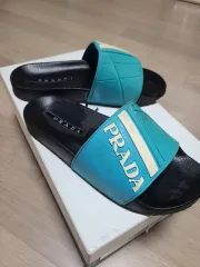 【希少】PRADA ロゴ入り ラバーソール スエード スリッパ 2色 2025年最新】プラダ スリッパの人気アイテム - メルカリ