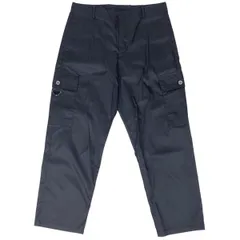 プラダ PRADA ロゴプレート カーゴパンツ RE-NYLON ボトムス パンツ ネイビー メンズ 【中古】のサムネイル