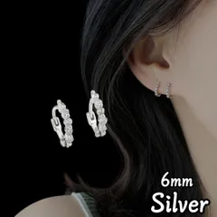 シルバー フープピアス 4連ストーン 小さめ 高見え つけっぱなし 軽い 痛くない 普段使い レディース オフィス 上品 シンプル 耳たぶに沿う フープ 内径約6mm 直径約8mm ストーンピアス ギフト プレゼント