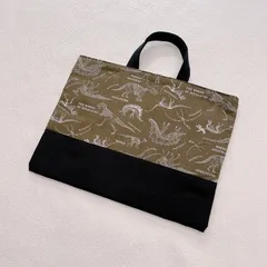 レッスンバッグ 手提げ袋 男の子 恐竜 化石 カーキ