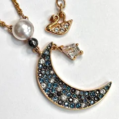 【上美品⭐️SWAROVSKI スワロフスキー】 ムーン グラデーション ネックレス　 SYMBOLIC PENDANT     アクセサリー ジュエリー　 レディース　 ワンオーナーユーズド品　 AYATGC025040124004J