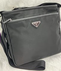 『ちゃんまゅ様　専用』PRADAプラダ　ナイロンメッセンジャーバッグ　2VH797　美品　レディースメンズ　オシャレ ショルダーバッグ