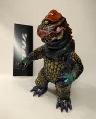 【シカルナ工房】ザゴラ シカルナ工房 × arktz ザゴラ山中の怪獣6本足（古代ゴールドver.）