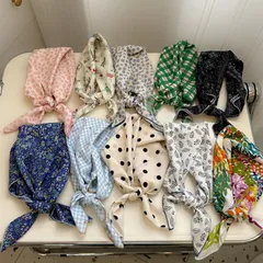 【2 点セット】四角巾に小柄の花柄やドット柄、麻と木綿のネッカチーフ、装飾用のヘッドバンド、文芸的でレトロな清新なインスタ風の腰の花飾り 秋のコーディネート