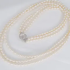 けしパール ロング ネックレス  / ホワイト系