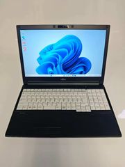 M110-FUJISTU FUTRO MA576	Intel core celeron 3855U	8GB+128GB