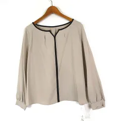 ナチュラルビューティーベーシック NATURAL BEAUTY BASIC バイカラー ブラウス 落ち感 とろみ キーネック プルオーバー 長袖 S ベージュ 黒 ブラック タグ付 美品