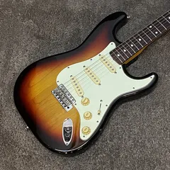 フェンダージャパン　ハードケース付　ST62-TX 3TS ストラップおまけ付 フェンダージャパン ハードケース付 ST62-TX 3TS ストラップ