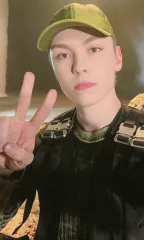 【中古】コレクションカード(男性) SEVENTEEN/VERNON(バーノン)/CD「ALWAYS YOURS」SEVENTEEN TOUR ’FOLLOW’ TO JAPAN来場者限定UNIVERSAL MUSIC STORE予約特典フォトカード(愛知公演