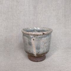 陶芸家　作者不明　絵唐津　三つ足　向付　茶碗 陶芸家 作者不明 絵唐津 三つ足 向付 茶碗 - メルカリ