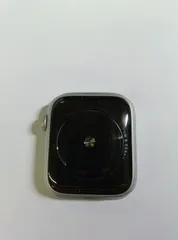 Apple Watch SE GPSモデル 44mm シルバーアルミニウムケース STS