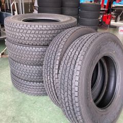2021年製　205／85R16  ヨコハマ　スタッドレスタイヤ　６本セット