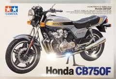 タミヤ1/6CB750 Amazon.com: Tamiya 300016020, 1: 6 Honda, CB750F, 1979