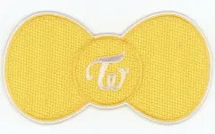 【中古】シール・ステッカー TWICE ランダムワッペンステッカー リボン(イエロー) 「TWICE ＜THIS IS FOR＞ WORLD TOUR IN JAPAN」