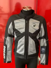 2025年最新】Ducati バイクウェア・装備の人気アイテム - メルカリ