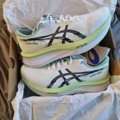 2025年最新】asics MAGIC SPEED 3の人気アイテム - メルカリ