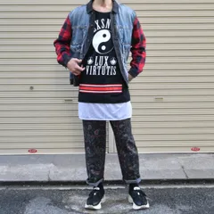 インスタグラム コーディネート Levi's リーバイス フラン ネル チェック袖 2nd Gジャン × L.A.SAINTS 陰陽勾玉巴 陰陽太極図 メッシュ ロング丈 ストラップ × ビッグ Tシャツ Dickies ディッキーズ ペイズリー ワークパンツ