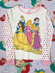 【Size 130】ディズニープリンセス 長袖Tシャツ US古着 ベル オーロラ姫 シンデレラ ラプンツェル 白雪姫