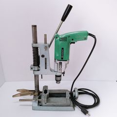 Item thumbnail for item 50053517-ad57-4ea7-8689-aac4a365b7ca