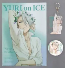 AnimeJapan2017 ユーリ!!! on ICE ヴィクトルセット Amazon.co.jp: ユーリ!!! on ICE ヴィクトル・ニキフォロフ