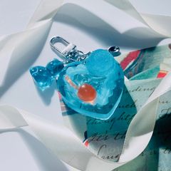 レジン ハンドメイドキーホルダー チョコミント - メルカリ