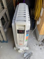 デロンギ オイルヒーター QSD0915-WH 中古品
