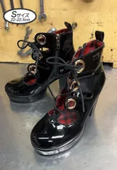 ♡新品未使用♡激安 Sサイズ 22.5cm ヨースケ YOSUKE 厚底ブーツ レディース ブラックエナメル ショートブーツ 厚底 レースアップブーツ 編み上げブーツ ブーティ 黒 約9cm チャンキーヒール MY585-446