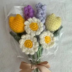 チューリップ　ラベンダー　デージー　黄色　紫　編み物　枯れない花　毛糸　花束　ブーケ　造花
