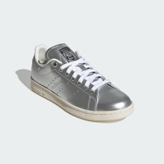 アディダスオリジナルス スタンスミス おしゃれ 通学 通勤 レディース JI2930 WOMEN STAN SMITH FOOTWEAR SILVER METALLIC × SILVER METALLIC × CORE BLACK