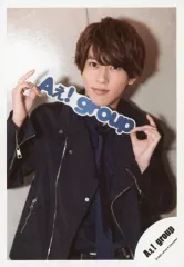 【中古】生写真(ジャニーズ) Aぇ! group/末澤誠也/上半身・衣装黒・両手ネームプレート持ち・カメラ目線/Johnnys’ ISLAND STORE グッズオフショット’20夏/公式生写真