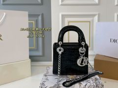【今日特価】DIOR Lady Dior 満ストーンボタンとアリゲーター柄のハンドバッグ！送料無料で今の在庫はお得な価格です！WT0輸入