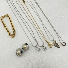 ジバンシー　GIVENCHY　ヴァンドーム青山　VANDOME AOYAMA　ヨンドシー　４℃　スワロフスキー　SWAROVSKI　アクセサリーまとめ売り　ネックレス　イヤリング　ブレスレット　シルバー