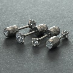 【チタンピアス 幅3mm 1ペア ネジ式】[Adelina Style] 純チタン スタッド ピアス 人気 つけっぱなし キャッチ メンズ レディース 5A キュービックジルコニア 20G 金属アレルギー対応 男女 両耳 プレゼント