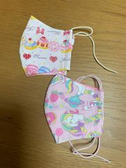 ハンドメイド幼児用マスク　2つ☆   ホワイトマカロン柄／ピンクsweetユニコーン柄