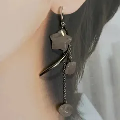 ローズクォーツの星が輝く大人可愛い揺れるピアス(イヤリング変更可)