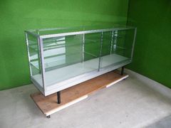 【中日】W182cm ガラスのショーケース 棚２段 カギ無し 照明無し■ガラスケース・平ケース■O-428